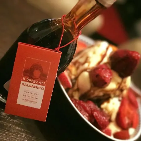 Holiday home Le Dimore De Il Borgo Del Balsamico Albinea