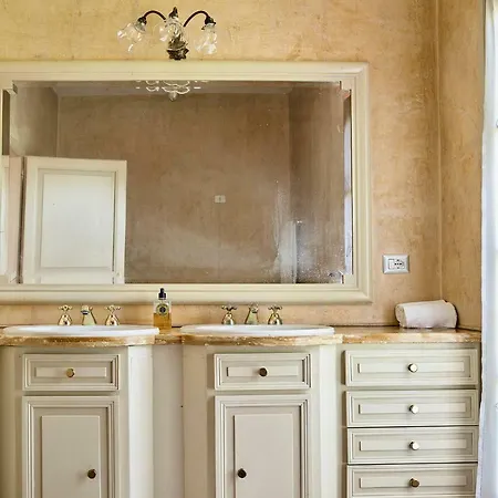 Le Dimore De Il Borgo Del Balsamico Albinea